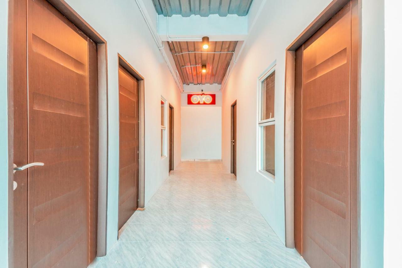 Fongki Place Jakarta Exteriör bild